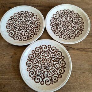 3 vintage 70’s Biltons Ironstone Staffordshire England Tableware Dessert Plates.